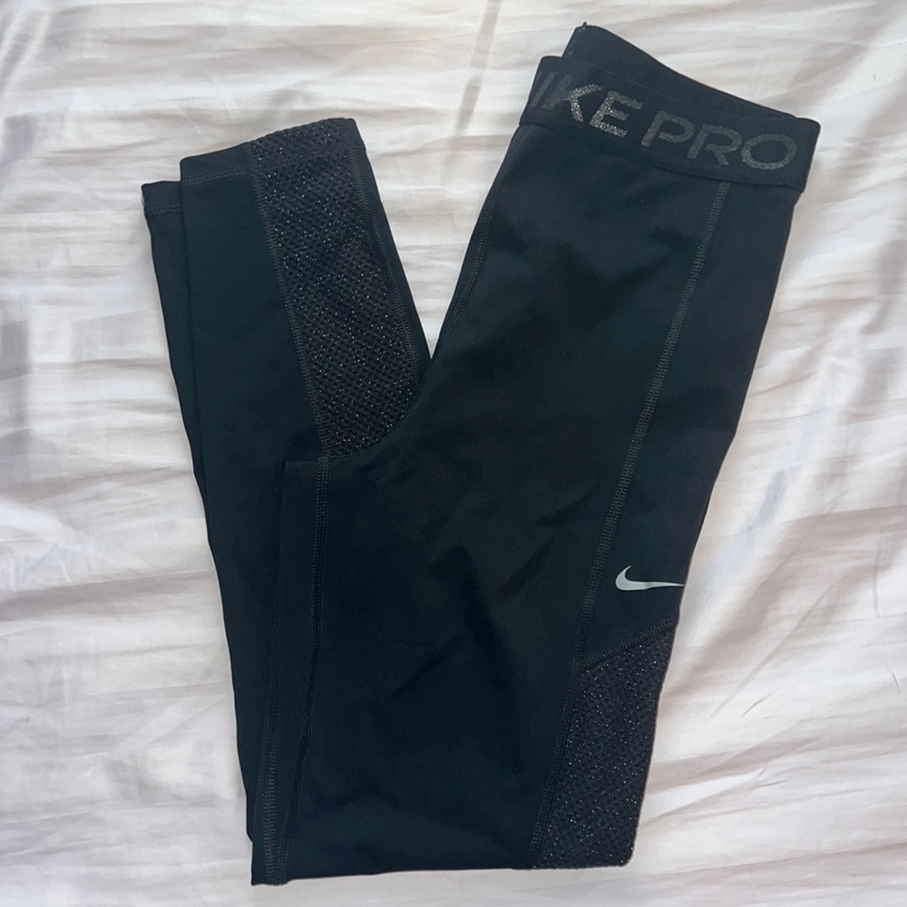 Nike Pro 7/8 Black Leggings